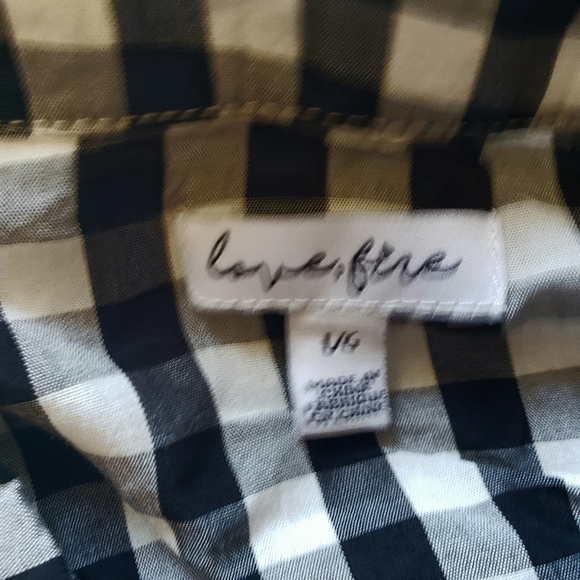 Love, Fire blouse size large - Picture 7 of 8